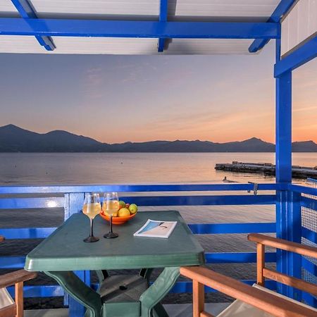 Blue Traditional Boathouse In Klima Klima  Ngoại thất bức ảnh